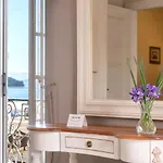 Porta Spilea Boutique *