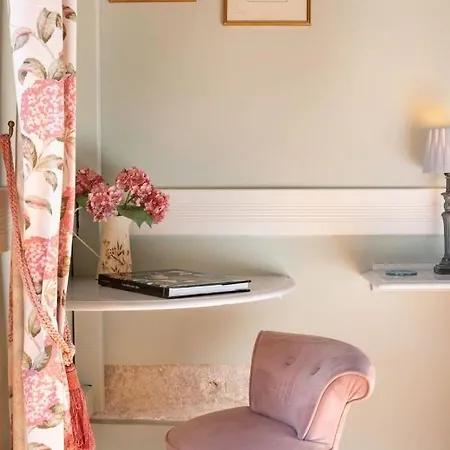 Porta Spilea Boutique *